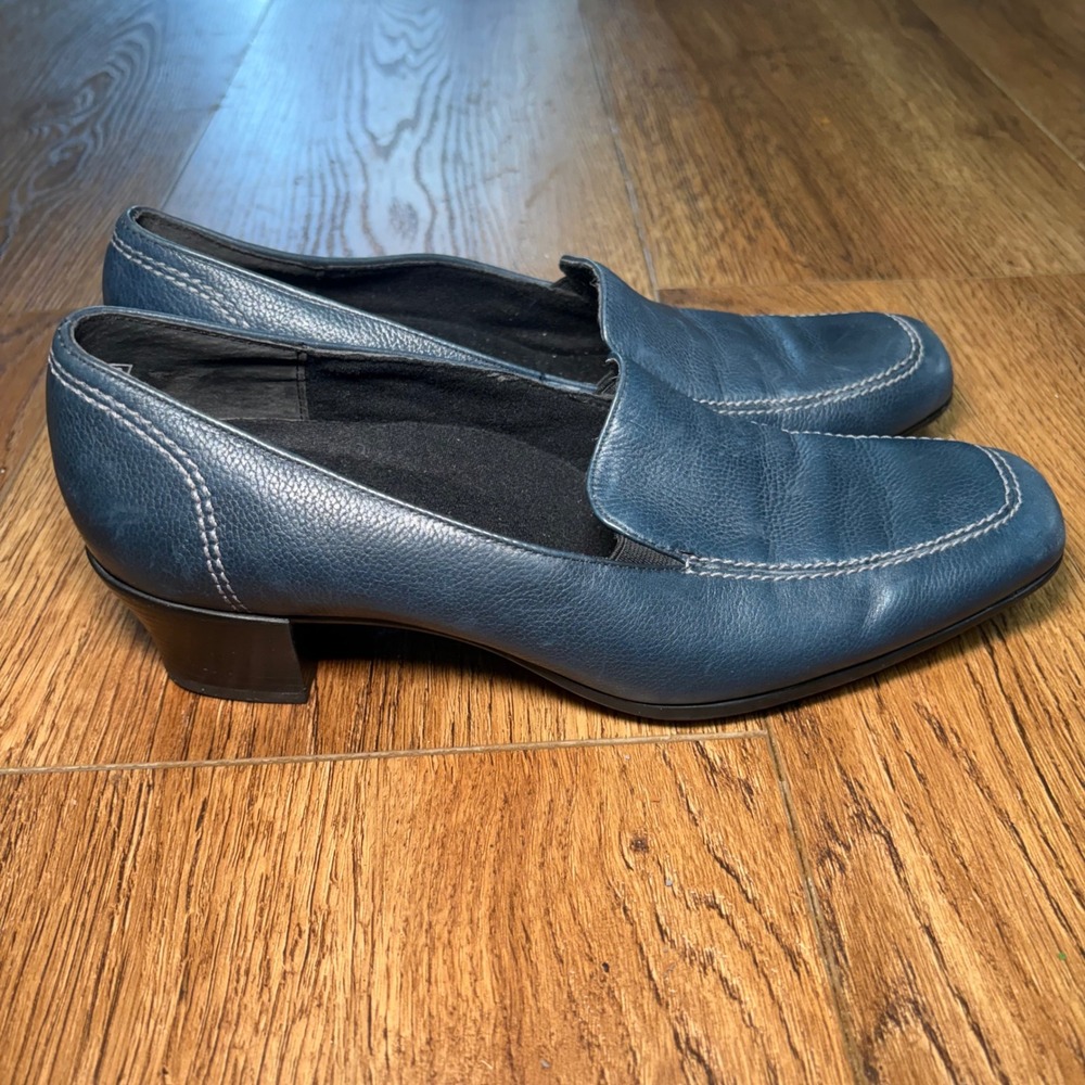 Munro American Womens 8 M Blue Leather Square Toe Loafers Low Block Heel Shoes